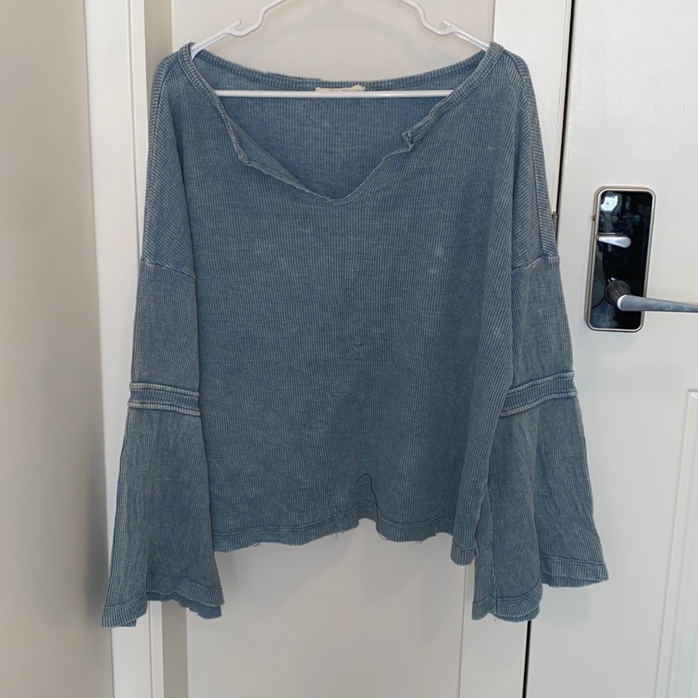 Distressed jean blue Dainty Hooligan blouse size small